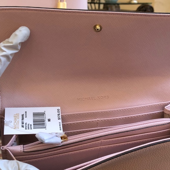 Authentic Michael kors Adele handbag&wallet set - Picture 6 of 8